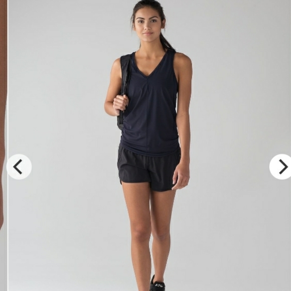 Lululemon Tracker Short V *4" Black (First Release) - Picture 2 of 16